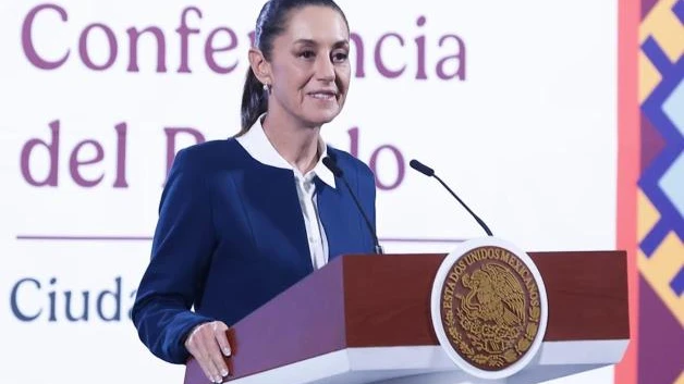"Es tiempo de defender a México": Sheinbaum llama a asamblea en el Zócalo