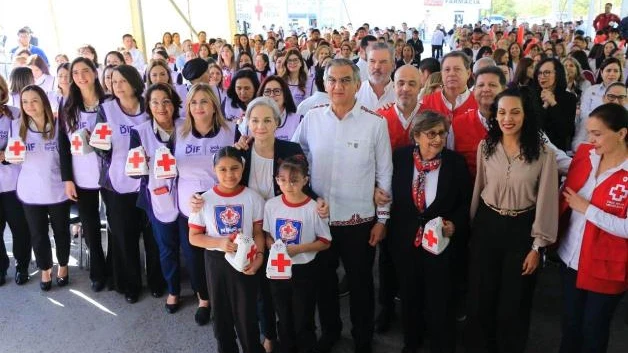 Inician Américo y María colecta de la Cruz Roja