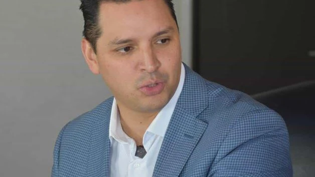 ‘El Ministro de las Juventudes’: Gastará suela y saliva Arístides Guerrero García, al recorrer todo el país