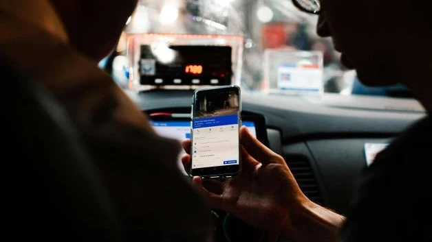 ‘Cazarán’ taxis de aplicación
