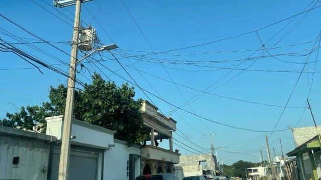 Reportan apagones en distintas colonias de Reynosa
