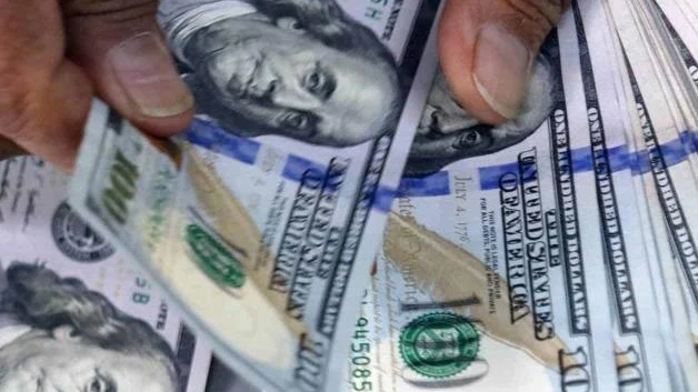 Cámara Baja de EU aprueba impuesto de 3.5% a remesas