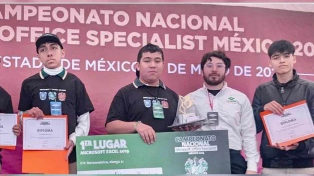 Logra primer lugar en campeonato nacional ‘Microsoft Office Specialist’