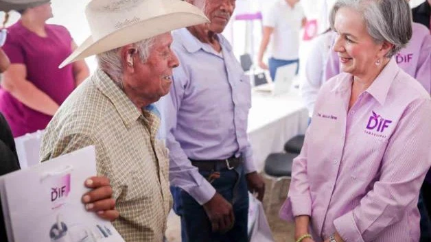 Brigada 'Transformando Familias' del DIF Tamaulipas en Palmillas