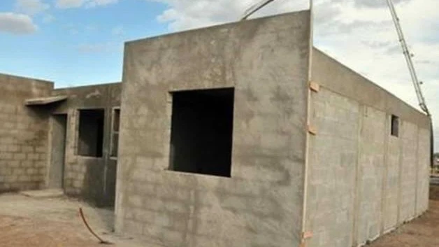 Acapara zona fronteriza construcción de casas