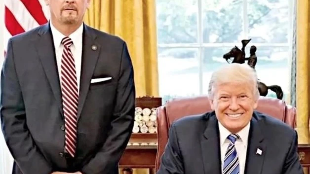 El enviado de Trump, un militar y agente de la CIA