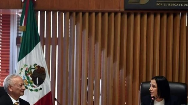 Prevé Pemex ahorro recortando plazas