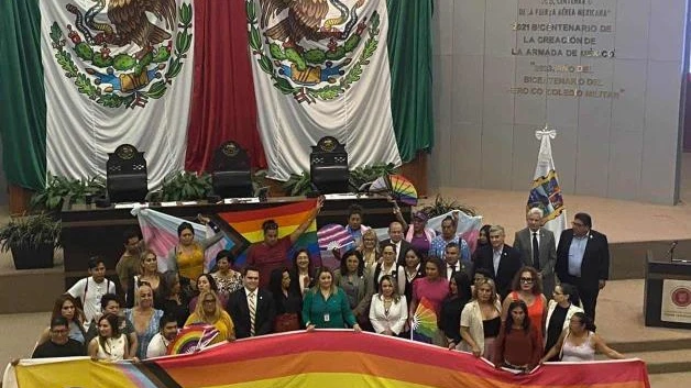 Llega al Congreso propuesta LGBT