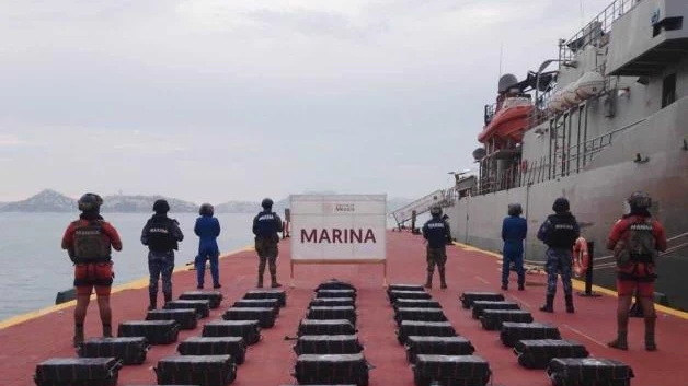 Aseguran tonelada de cocaína frente a costas de Guerrero