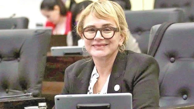 Propone iniciativa para evitar cobros de grúas