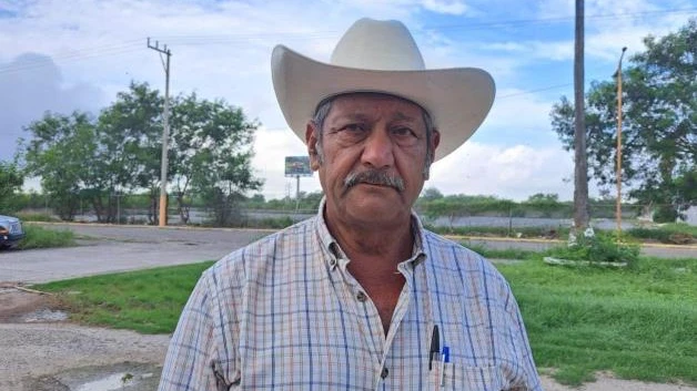También exigen rehabilitar camino ejidal; denuncian hundimiento y urgen atención