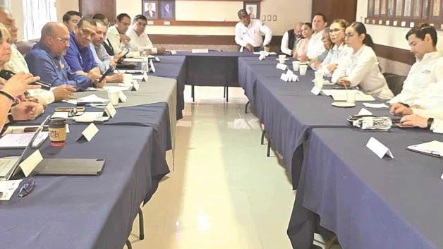 Pactan mejoras al Seguro Social