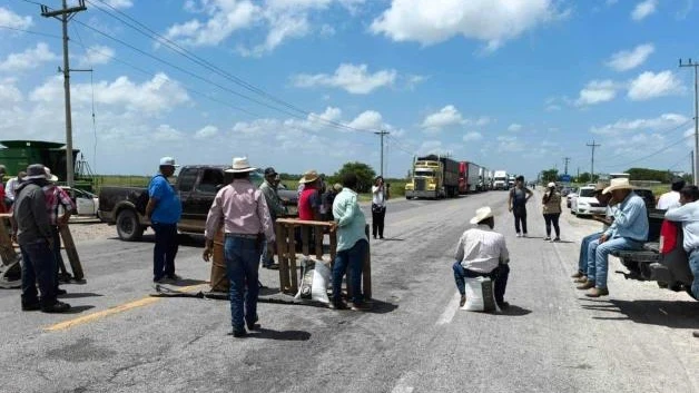 Productores se movilizan rumbo a Ciudad Victoria