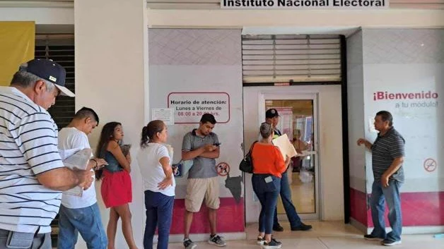Reanuda INE trámite de credencial para votar