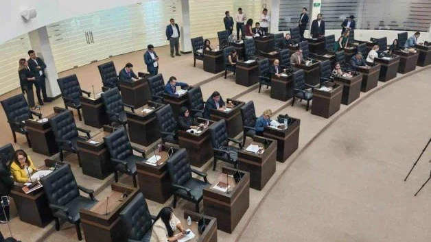 Reprueba Congreso cuentas de exediles