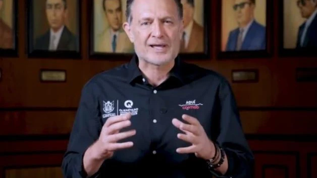 Veta Querétaro a narcocorridos