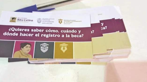 Alerta por fraude en las becas de Bienestar