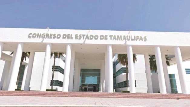 Renuncian 4 jueces; Congreso elige a sustitutos