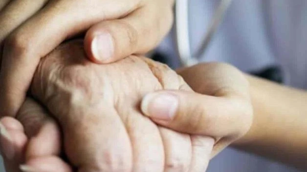 Advierten vulnerabilidad en médicos y enfermeras