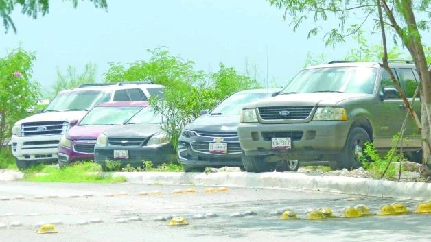 Usan canal Rodhe como un ¡´estacionamiento´!