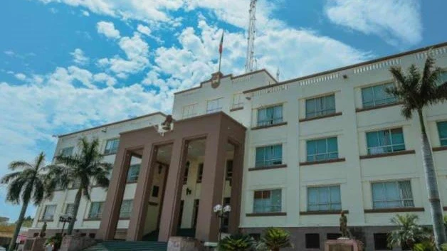 Fusionarán secretarías desaparecerán organismos autónomos