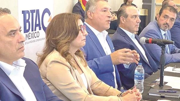 Impulsa el comercio fronterizo México-EU