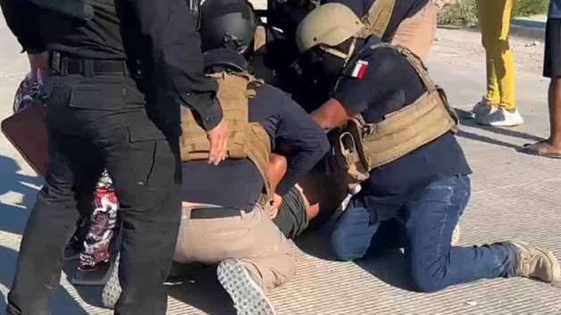 Violento desalojo de colonos