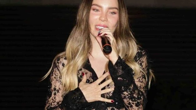 Belinda pone límite a Lupillo