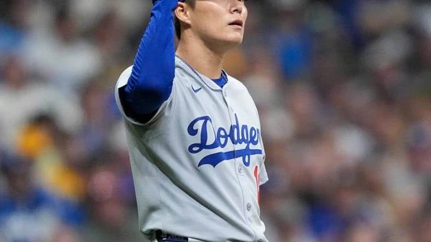 Dodgers apalean a Cerveceros