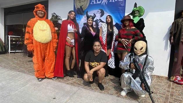 ´Los Adams´, con 23 años disfrazando generaciones