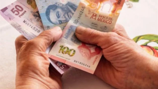 Retrocede economía 0.3% en el tercer trimestre del año