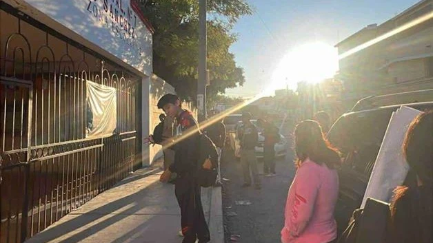 Cascadas de denuncias contra director escolar