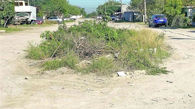 Denuncian abandono urbano