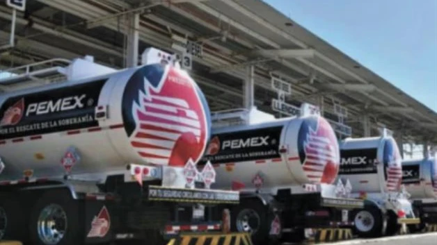 Reportan reducción histórica de 20% en deuda total de Pemex en 2025
