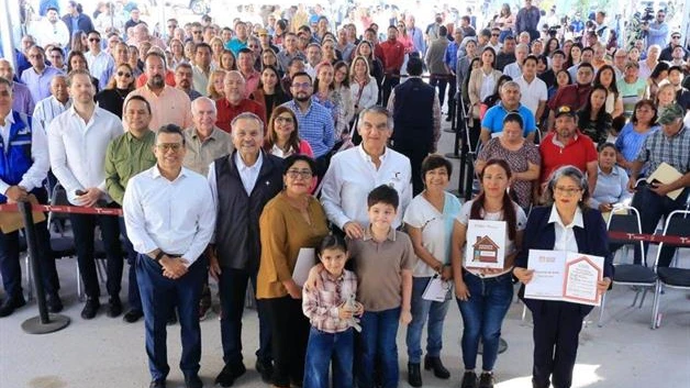 Desde la Mañanera, Sheinbaum encabeza entrega de viviendas