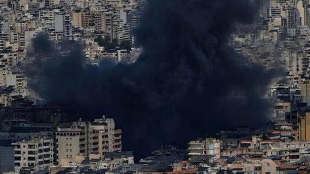 Irán ataca a Israel y países del Golfo; EEUU prevé el "día más intenso de ataques"