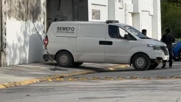 Hallan cuerpo afuera de inmueble en la Ribereña
