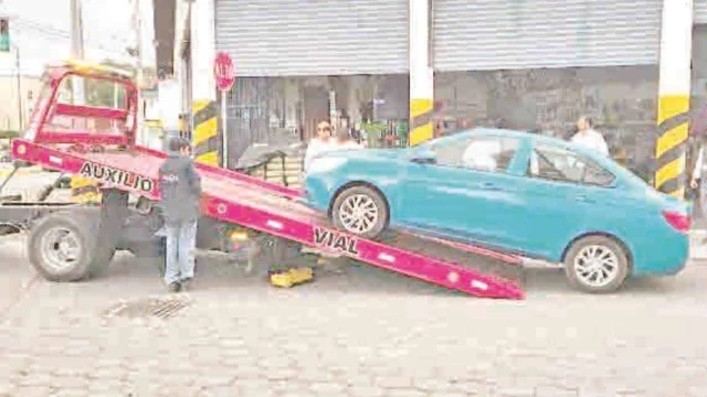 Van contra Uber y DiDi