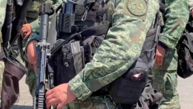 Ejército asegura armas y autos blindados en Matamoros