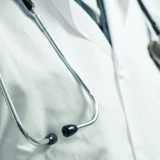 Rezagada infraestructura médica privada estatal