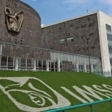 IMSS anuncia plan para mejorar condiciones laborales