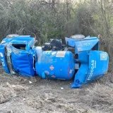 Vuelca pipa de gas en carretera Victoria-Matamoros