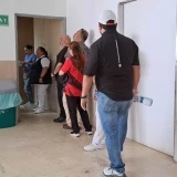 Votan en el IMSS tras 2 dias de protestas