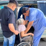 Rescatan a adulta mayor en condiciones precarias