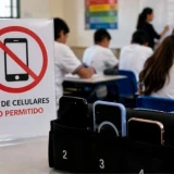 Advierten falta de equipos ante restriccion de celulares