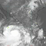 Rachel se convierte en hurac&aacute;n categor&iacute;a 1