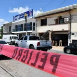 Asesinan a hombre dentro de su casa