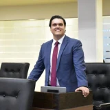 Exigen pruebas a Makito por dichos sobre el narco en Congreso