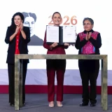 Noticias Firma Claudia Sheinbaum decreto de transparencia
