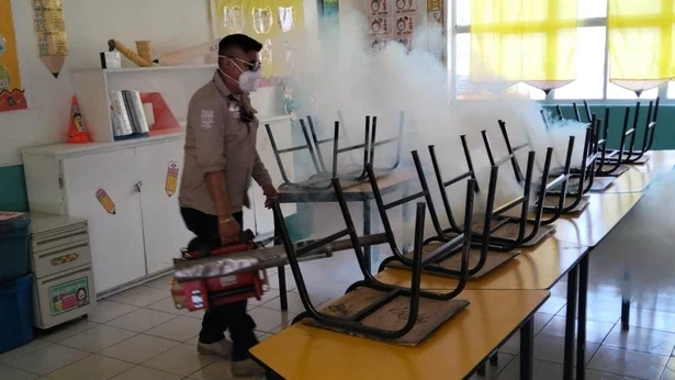 Arranca fumigación en escuelas contra mosco